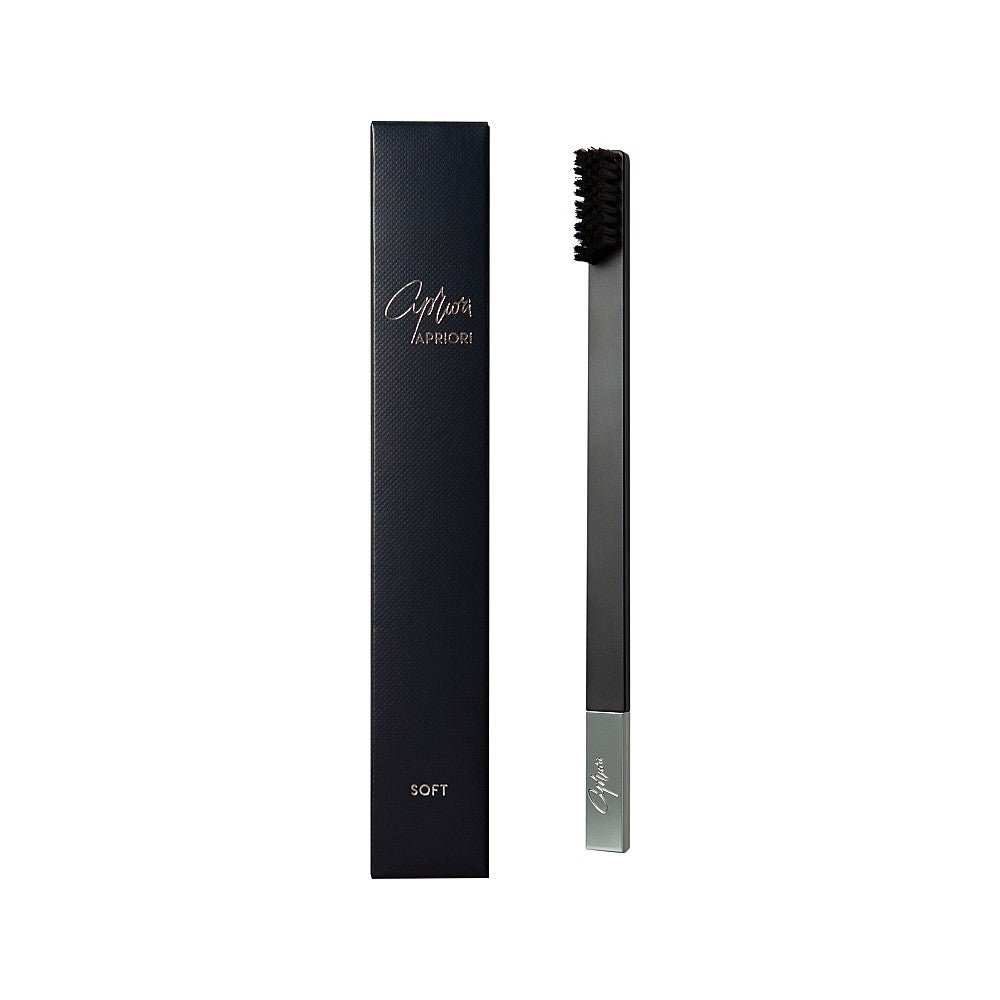 Apriori Slim Black Silver dantų šepetėlis (Soft)